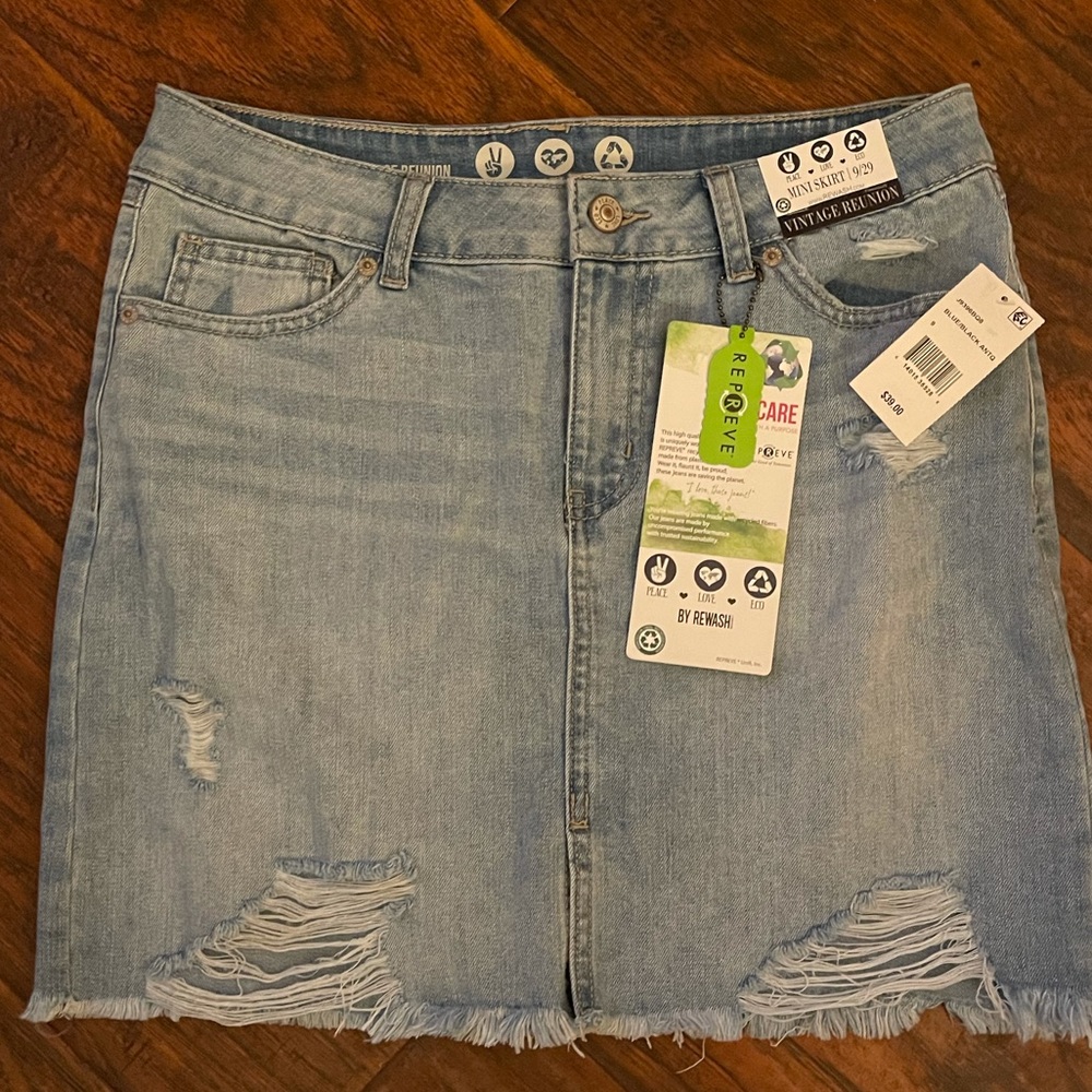 Denim skirt
